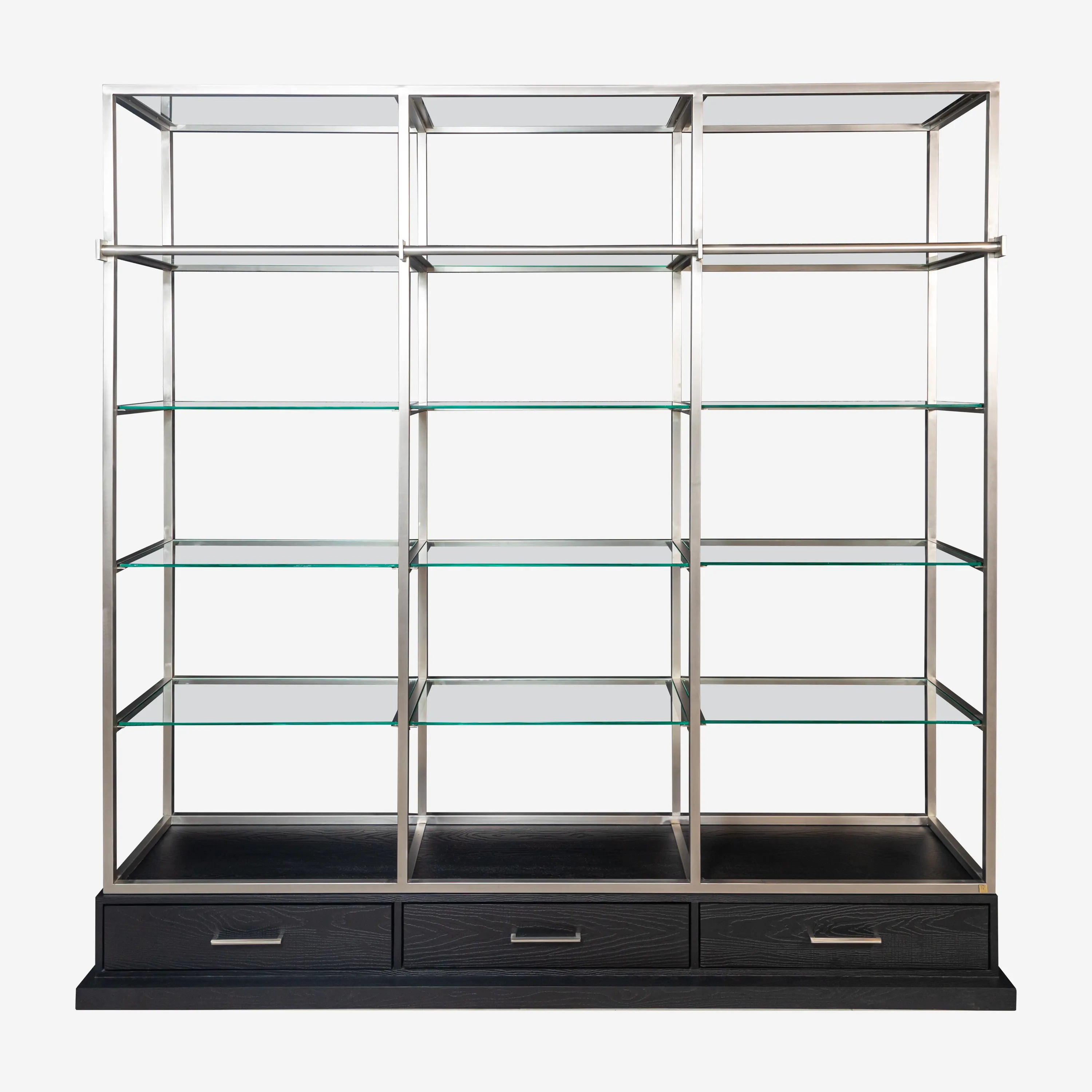 Valeria Shelf